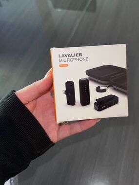 Lavalier Wireless Microphone Set